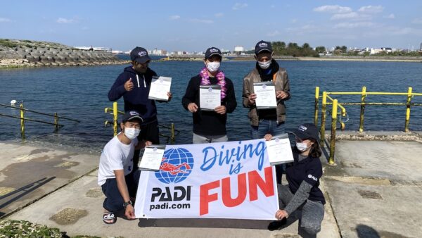 【祝】PADIダイビングインストラクター試験合格！【那覇2022年3月】