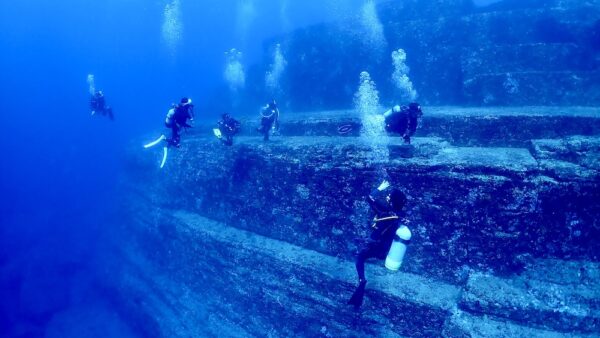 【与那国島】MOANAダイビングツアー『ハンマー・海底遺跡を狙う！2023』