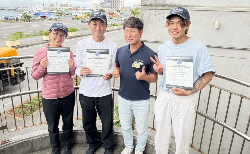 【2024年12月 石垣島】PADIインストラクター試験(IE)松谷との写真