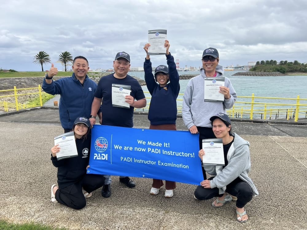 【2025年3月 石垣島】PADIインストラクター試験那覇うみそら　合格の様子