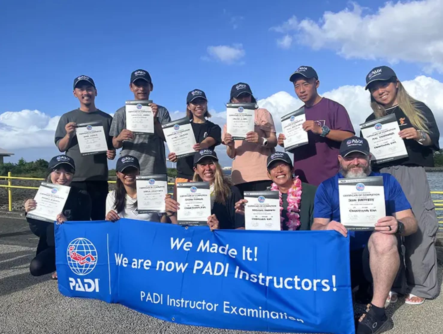 【2025年11月 石垣島】PADIインストラクター試験　合格の様子アイキャッチ画像