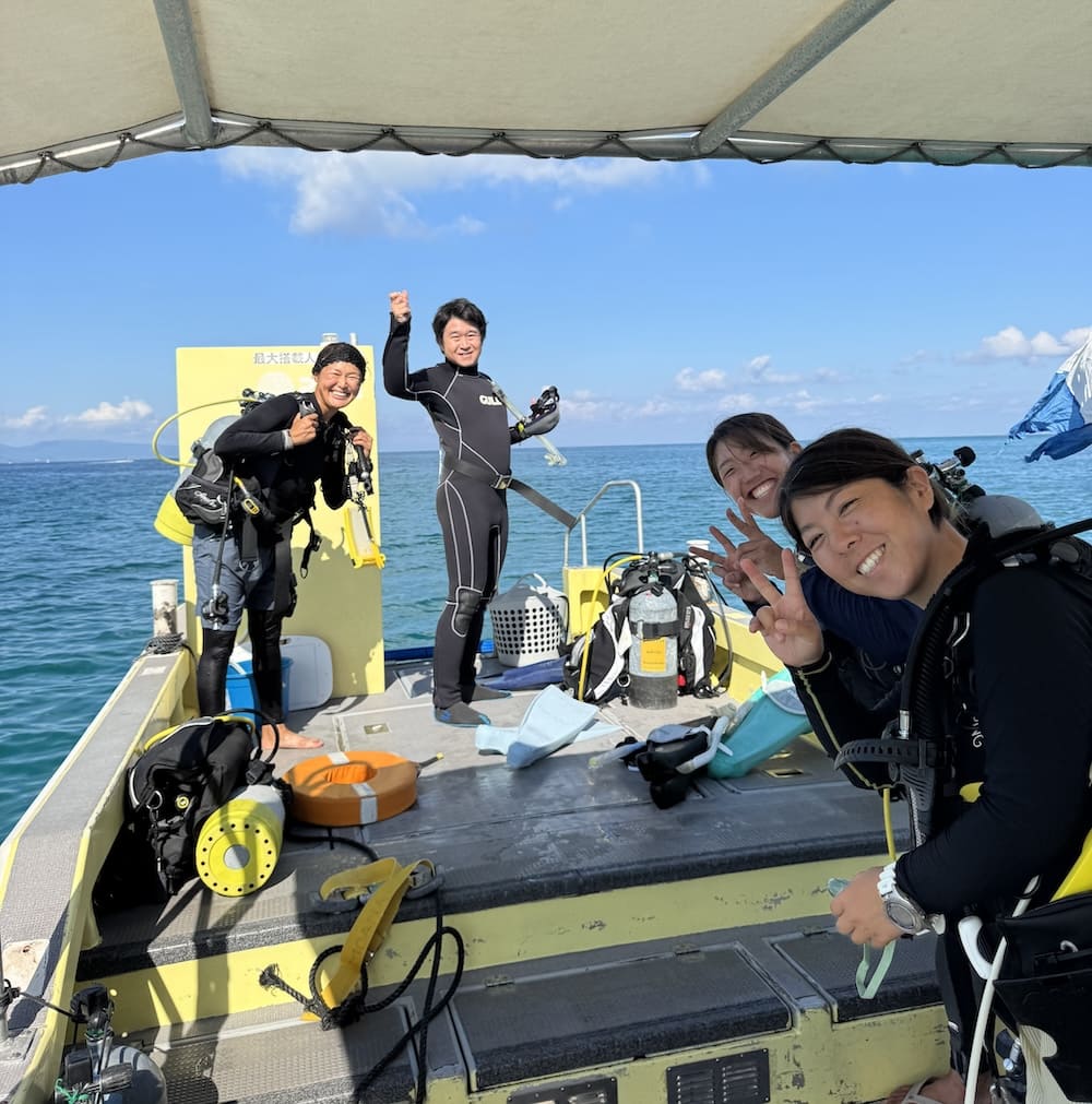 【2025年11月 石垣島】PADIインストラクター試験　IDCのボートの様子アイキャッチ画像