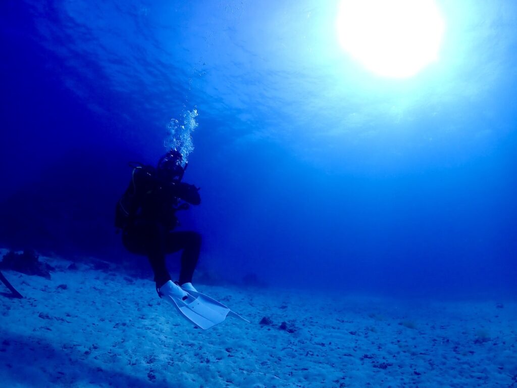 石垣島でダイビングライセンス取得｜2026年3月講習レポートの中性浮力の写真